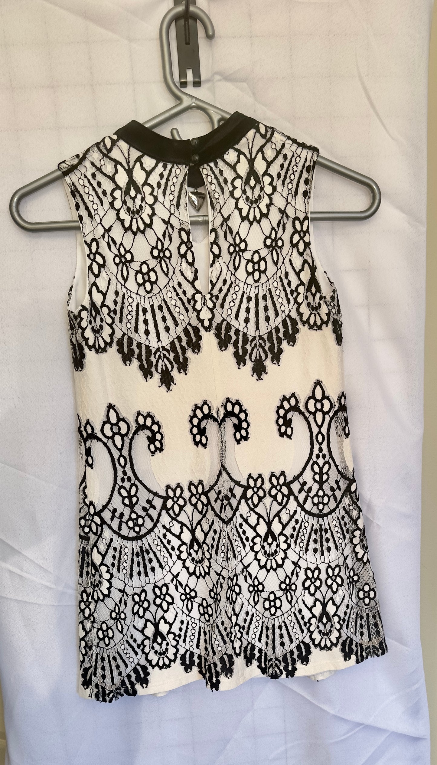 Amy Byer white & black lace girls dress size 8